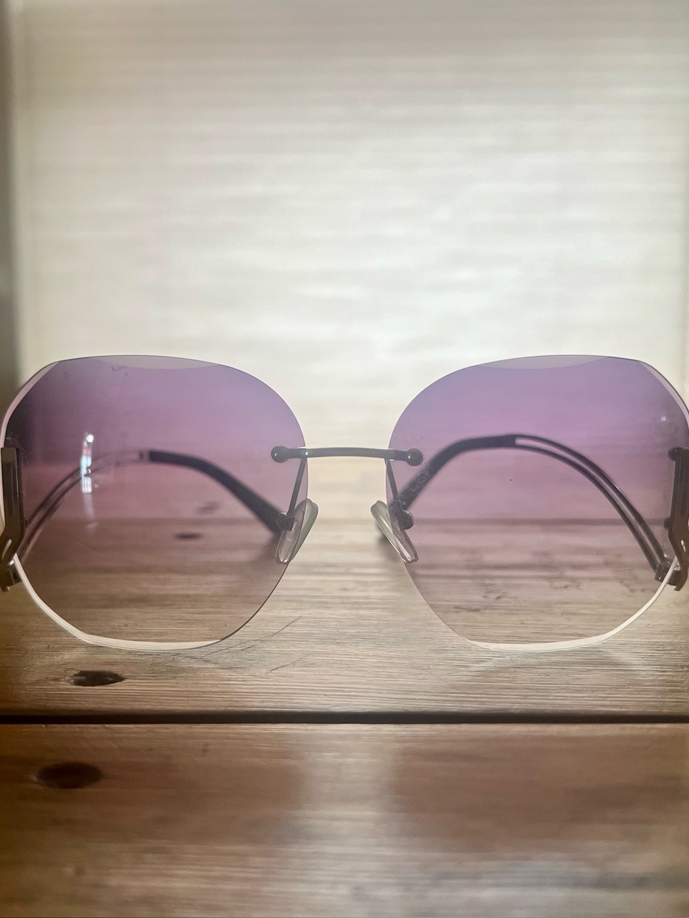 Women's Gradient Purple Rimless Sunglasses
